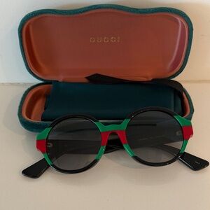 Gucci Black Sunglasses with Green and Red Accents
